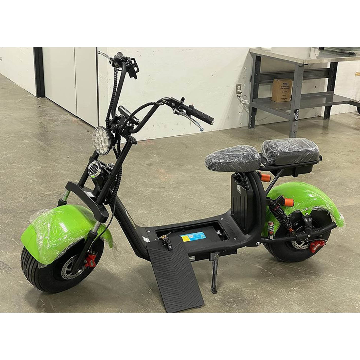 Adult Electric Fat Tire Scooter 60V Citycoco Bike 2000W Scooter Up To 24 MPH